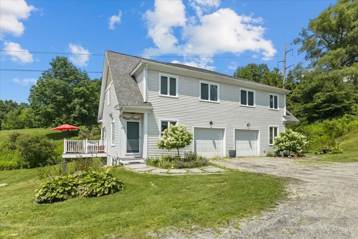 163 Crossroad Road, Waterbury, VT 05676, 3 Bedrooms Bedrooms, ,4 BathroomsBathrooms,Residential,For Sale,Crossroad,5052011