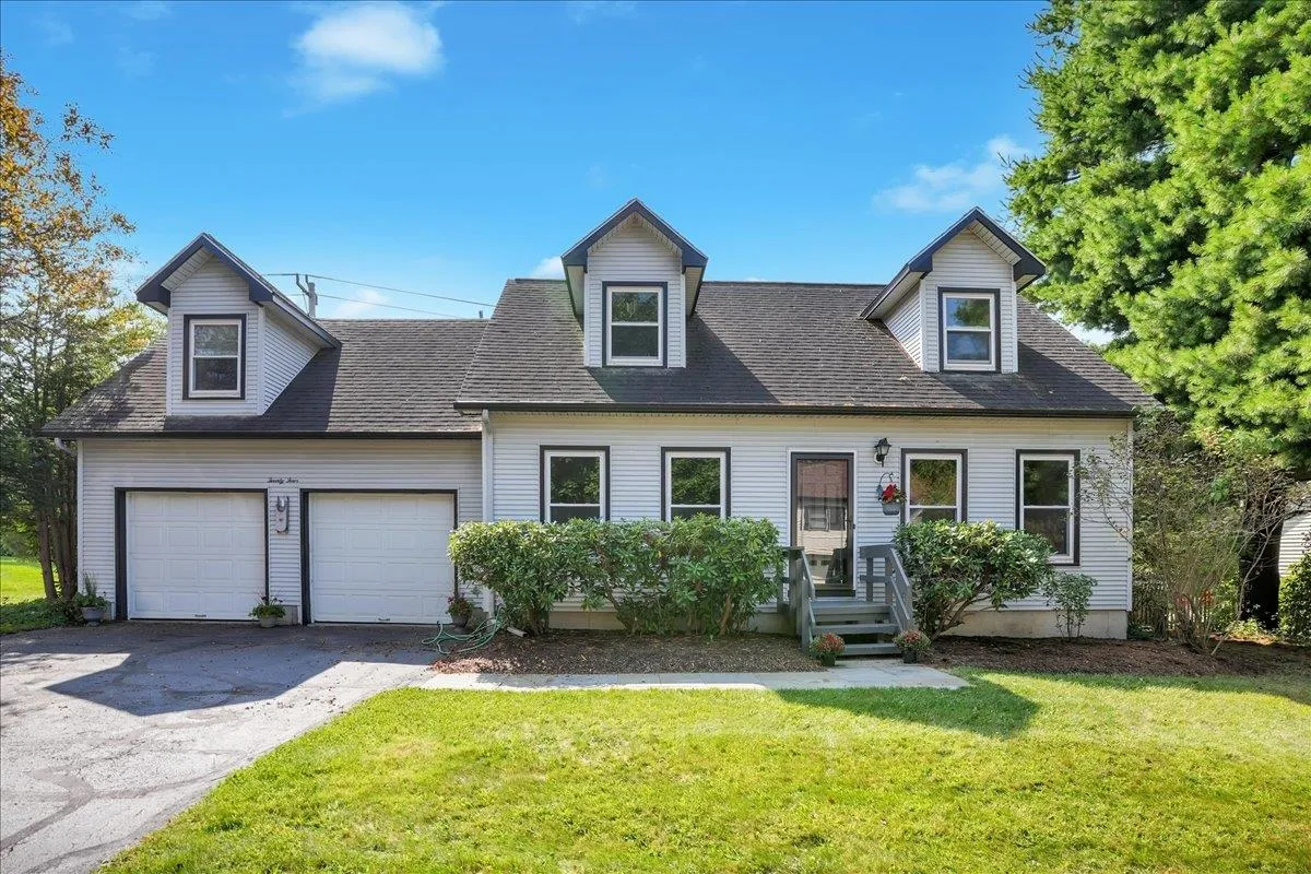 24 Derby Circle, South Burlington