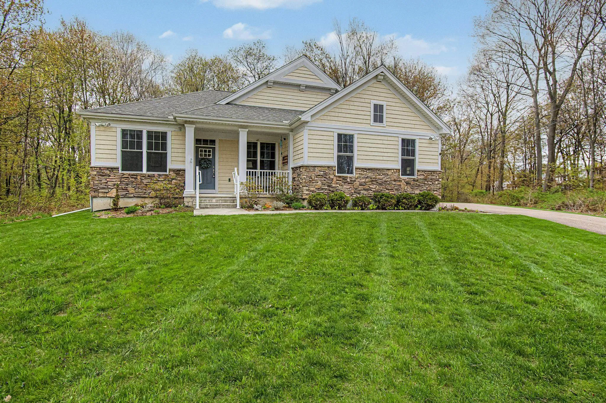 107 Staniford Farms Road, Burlington