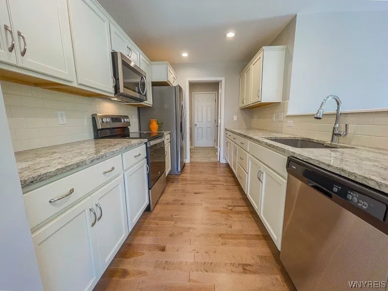 801 Carriage Lane, West Seneca, New York 14224, West Seneca, New York 14224, 2 Bedrooms Bedrooms, 5 Rooms Rooms,1 BathroomBathrooms,Residential,Closed,801 Carriage Lane, West Seneca, New York 14224,0,B1428890