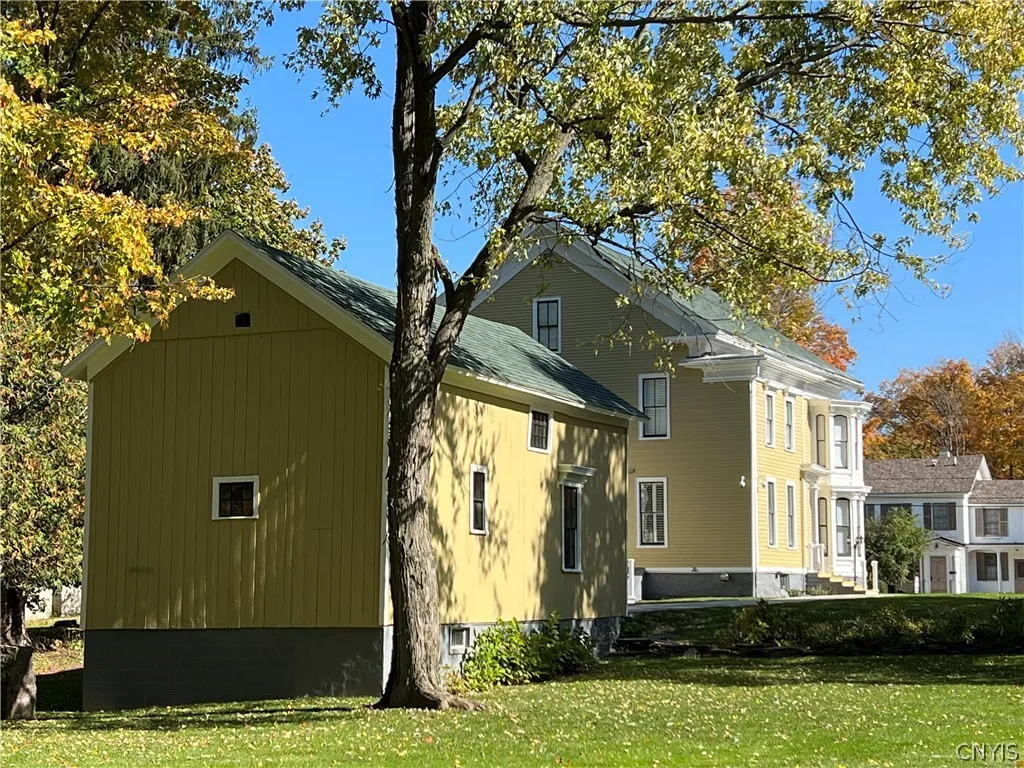 21 Madison Street, Hamilton, New York 13346, Hamilton, New York 13346, 6 Bedrooms Bedrooms, 13 Rooms Rooms,6 BathroomsBathrooms,Residential,For Sale,21 Madison Street, Hamilton, New York 13346,0,S1438680