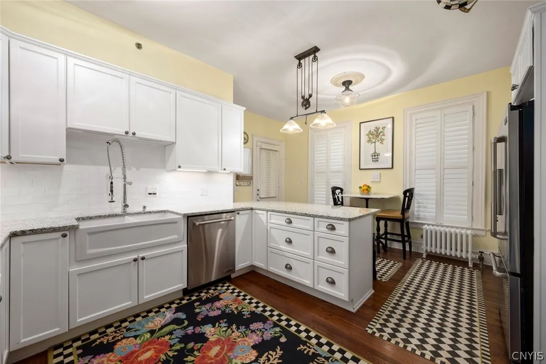 21 Madison Street, Hamilton, New York 13346, Hamilton, New York 13346, 6 Bedrooms Bedrooms, 13 Rooms Rooms,6 BathroomsBathrooms,Residential,For Sale,21 Madison Street, Hamilton, New York 13346,0,S1438680