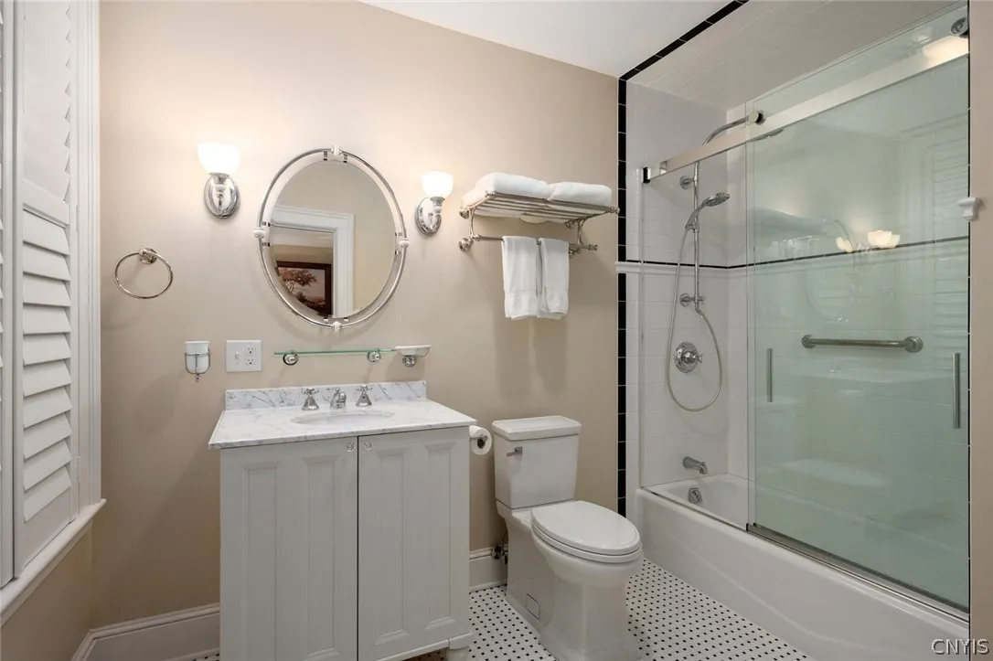 21 Madison Street, Hamilton, New York 13346, Hamilton, New York 13346, 6 Bedrooms Bedrooms, 13 Rooms Rooms,6 BathroomsBathrooms,Residential,For Sale,21 Madison Street, Hamilton, New York 13346,0,S1438680