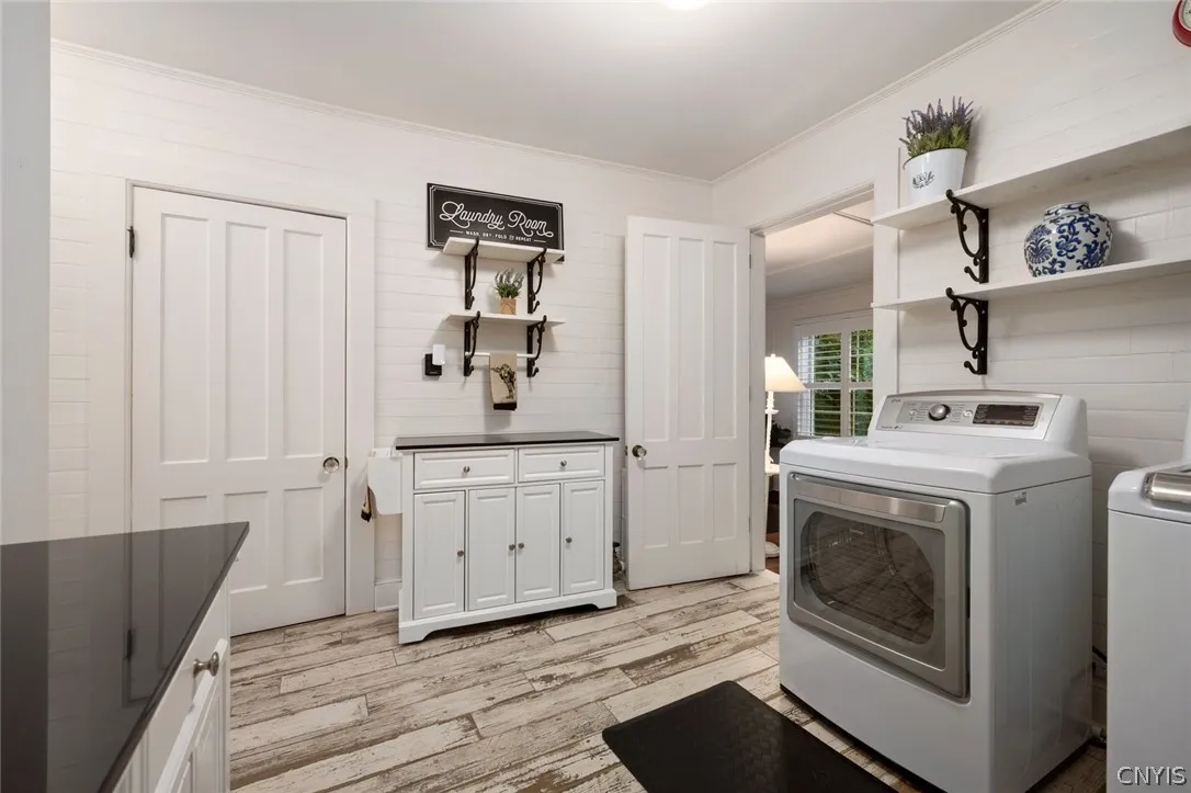 21 Madison Street, Hamilton, New York 13346, Hamilton, New York 13346, 6 Bedrooms Bedrooms, 13 Rooms Rooms,6 BathroomsBathrooms,Residential,For Sale,21 Madison Street, Hamilton, New York 13346,0,S1438680