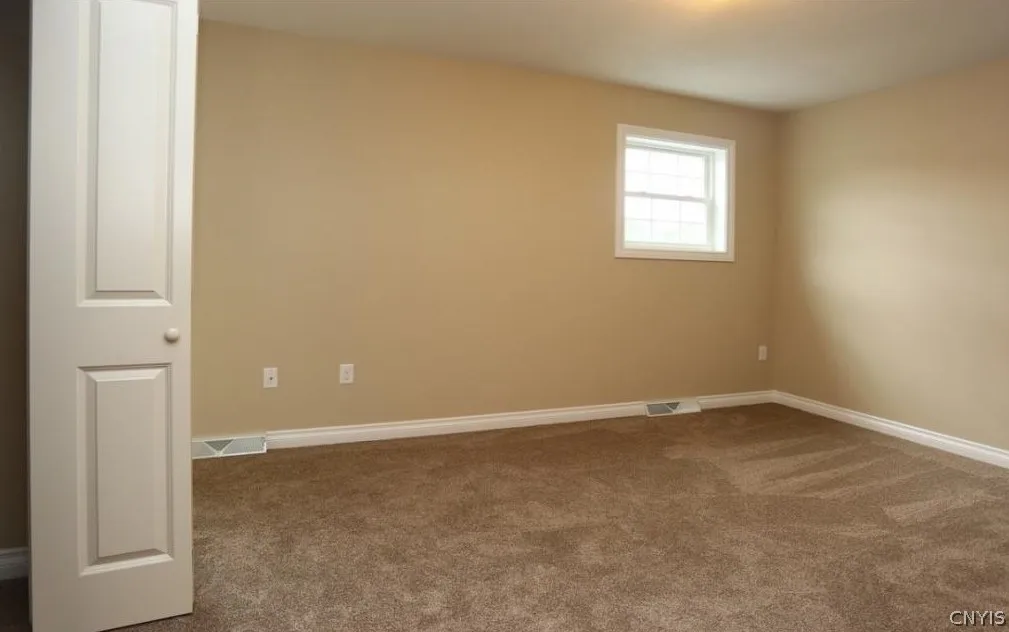 105 Pheasants Run Road, Kirkland, New York 13323, Kirkland, New York 13323, 2 Bedrooms Bedrooms, 5 Rooms Rooms,1 BathroomBathrooms,Residential Lease,For Rent,105 Pheasants Run Road, Kirkland, New York 13323,0,S1441596