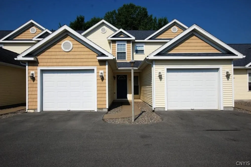 105 Pheasants Run Road, Kirkland, New York 13323, Kirkland, New York 13323, 2 Bedrooms Bedrooms, 5 Rooms Rooms,1 BathroomBathrooms,Residential Lease,For Rent,105 Pheasants Run Road, Kirkland, New York 13323,0,S1441596