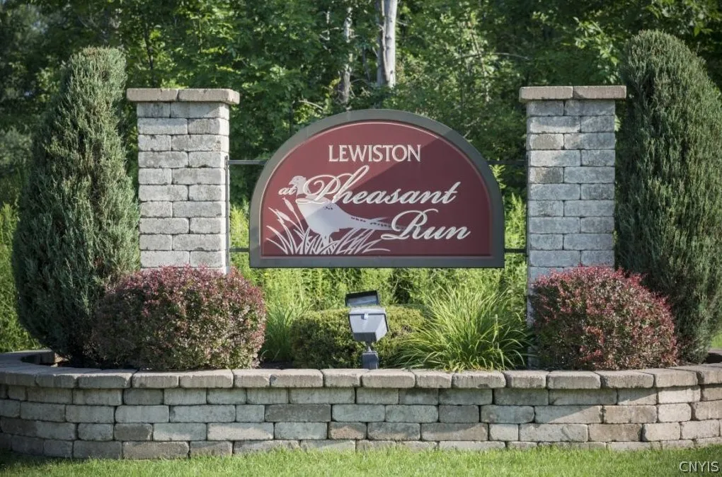 105 Pheasants Run Road, Kirkland, New York 13323, Kirkland, New York 13323, 2 Bedrooms Bedrooms, 5 Rooms Rooms,1 BathroomBathrooms,Residential Lease,For Rent,105 Pheasants Run Road, Kirkland, New York 13323,0,S1441596