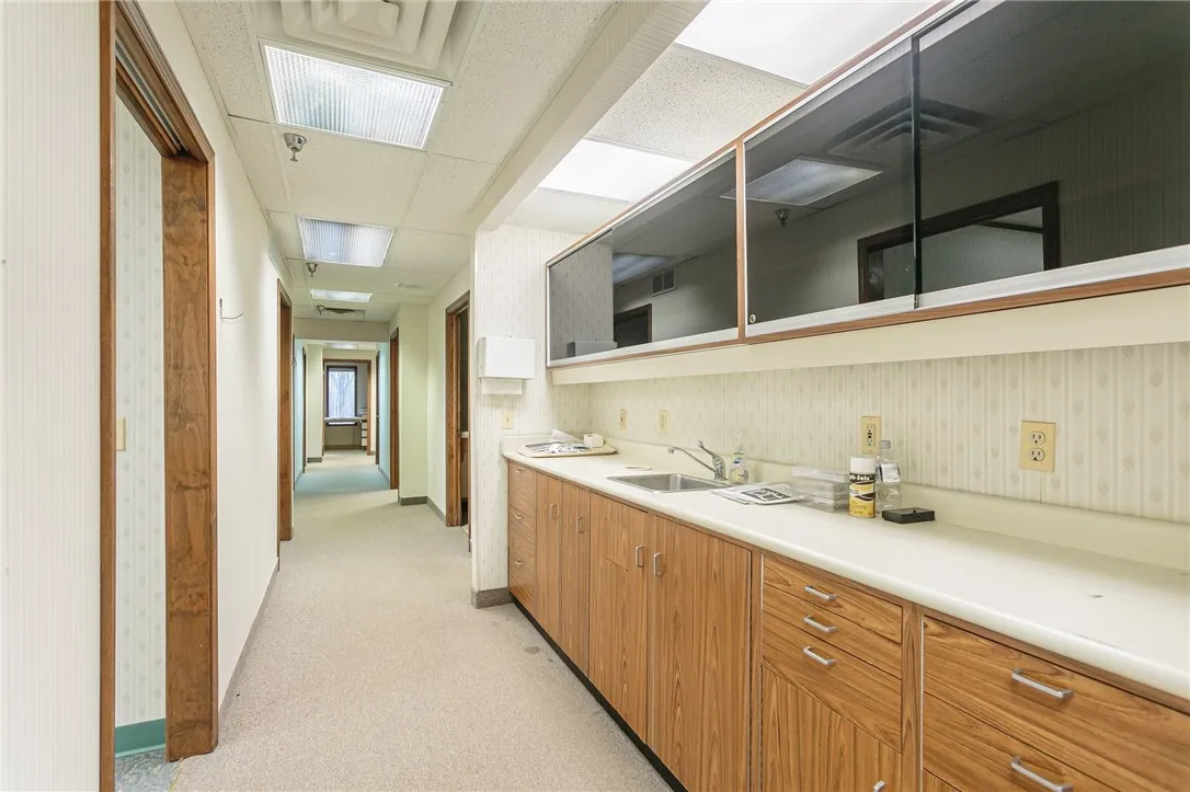 2nd Floor Office