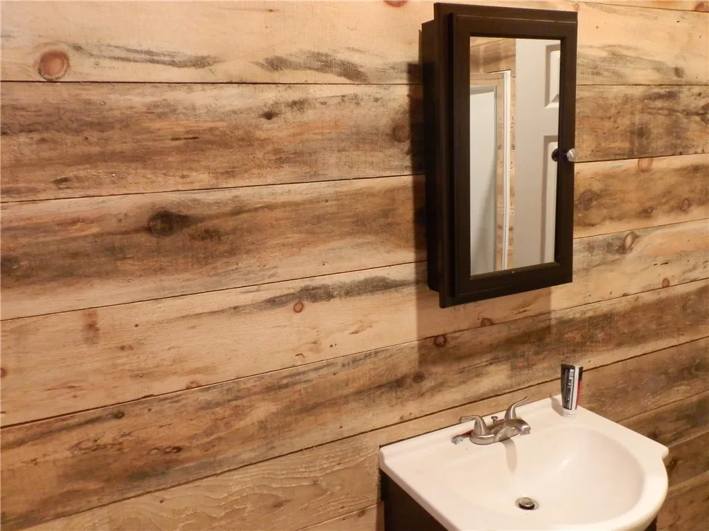 Brookfield, New York 13314, 2 Bedrooms Bedrooms, 5 Rooms Rooms,1 BathroomBathrooms,Land,For Sale,0,R1469406