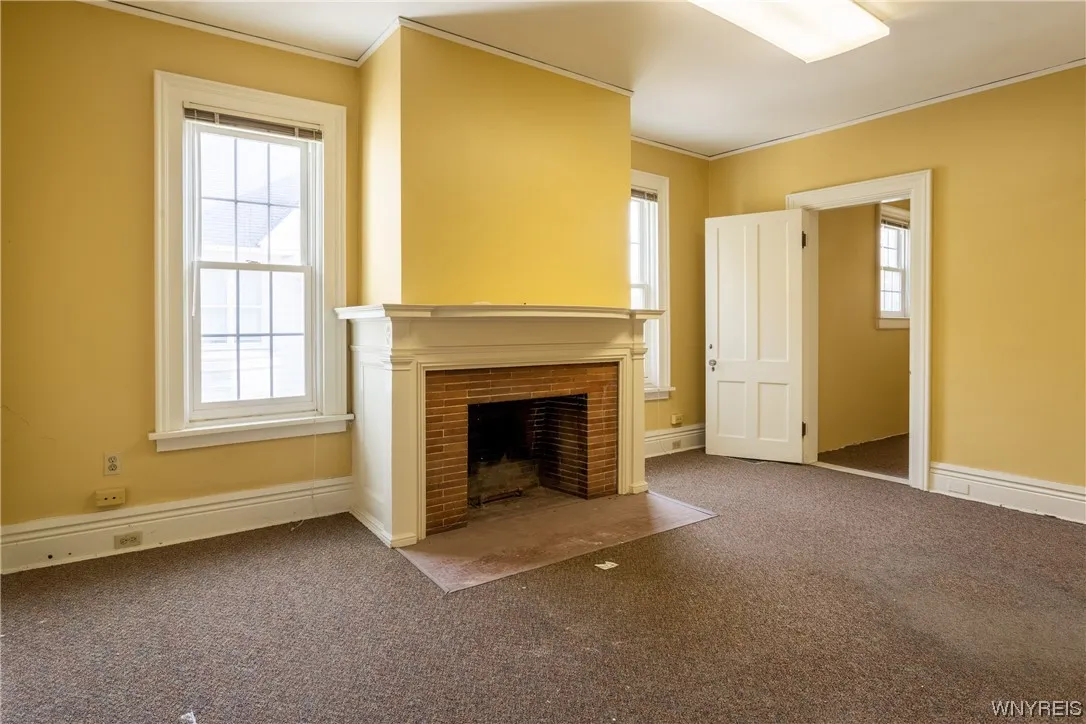 187 Bryant Street, Buffalo, New York 14222, Buffalo, New York 14222, 7 Bedrooms Bedrooms, 12 Rooms Rooms,2 BathroomsBathrooms,Residential,For Sale,187 Bryant Street, Buffalo, New York 14222,0,B1470713