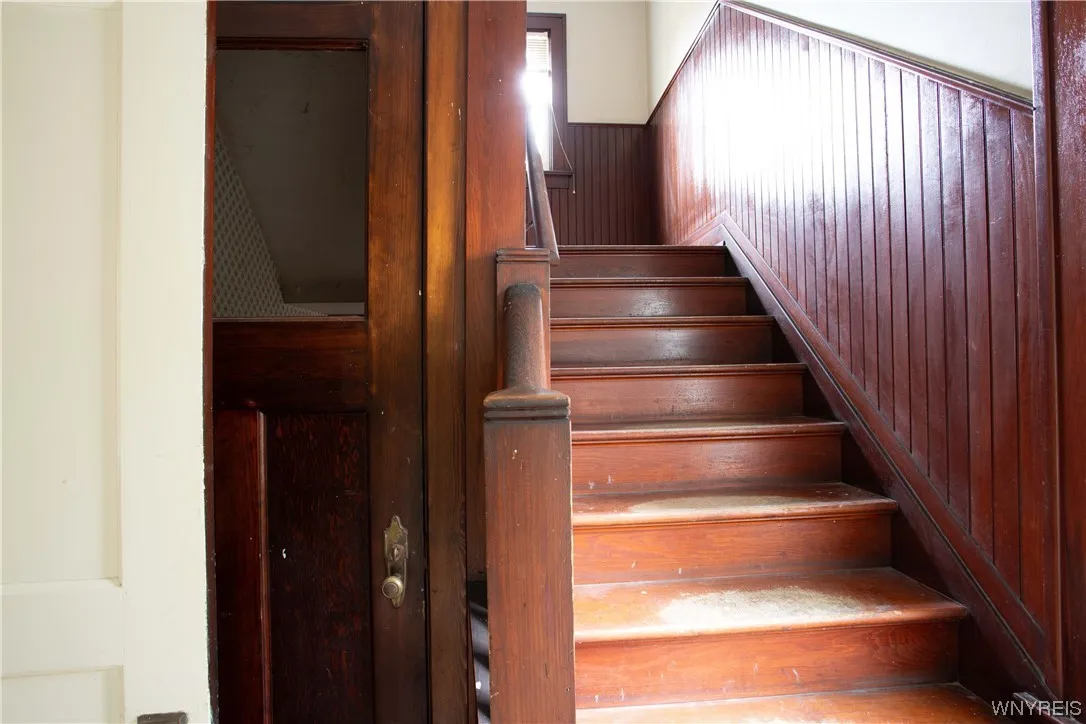 187 Bryant Street, Buffalo, New York 14222, Buffalo, New York 14222, 7 Bedrooms Bedrooms, 12 Rooms Rooms,2 BathroomsBathrooms,Residential,For Sale,187 Bryant Street, Buffalo, New York 14222,0,B1470713