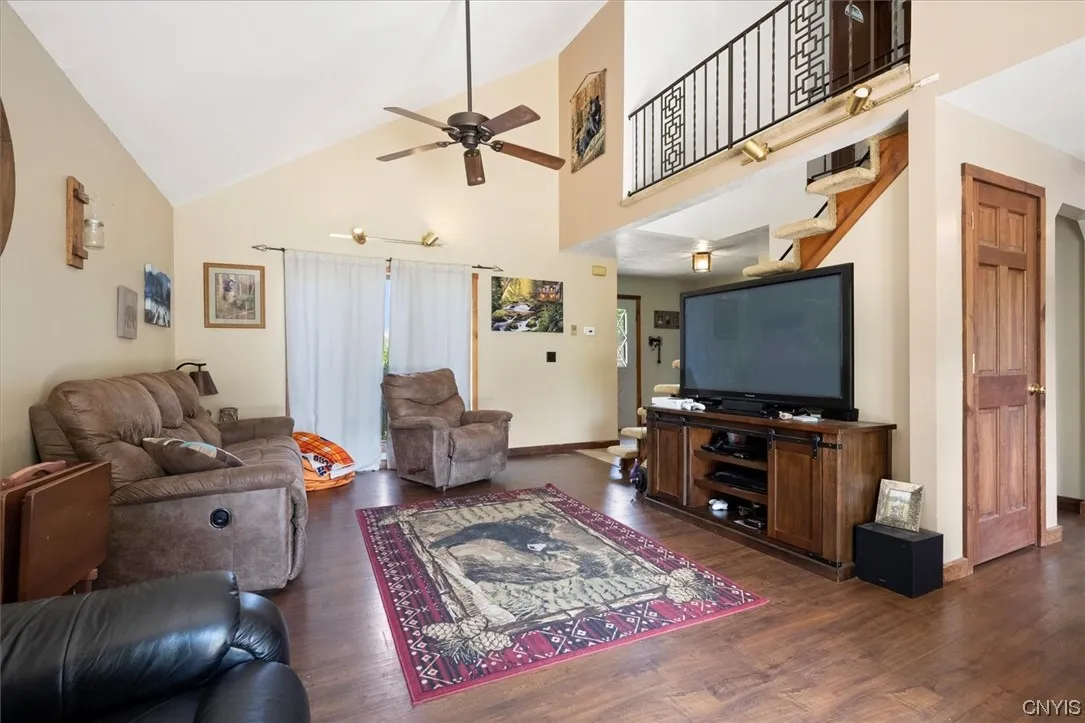 6576 State Route 31, Cicero, New York 13039, Cicero, New York 13039, 3 Bedroom Bedrooms, 8 Room Rooms,2 BathroomBathrooms,Residential,For Sale,6576 State Route 31, Cicero, New York 13039,0,S1483393