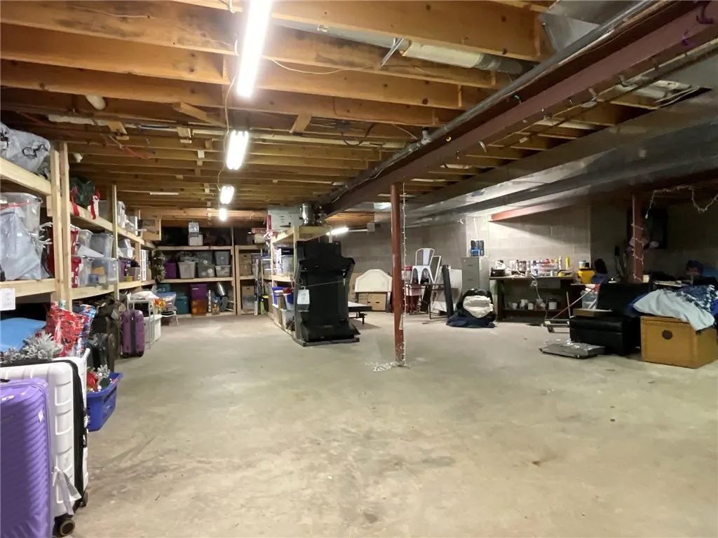 413 Bartell Lane, Webster, New York 14580, Webster, New York 14580, 3 Bedrooms Bedrooms, 10 Rooms Rooms,3 BathroomsBathrooms,Residential,Closed,413 Bartell Lane, Webster, New York 14580,0,R1488693