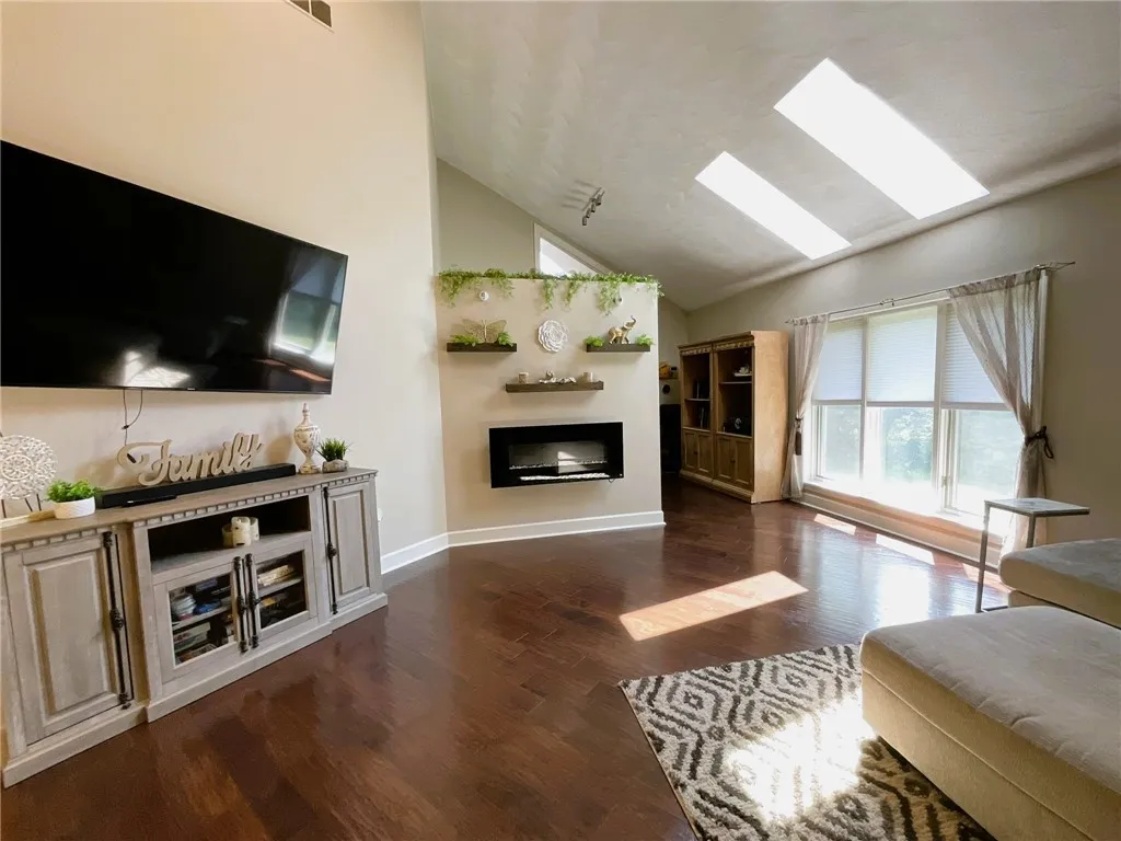 413 Bartell Lane, Webster, New York 14580, Webster, New York 14580, 3 Bedrooms Bedrooms, 10 Rooms Rooms,3 BathroomsBathrooms,Residential,Closed,413 Bartell Lane, Webster, New York 14580,0,R1488693