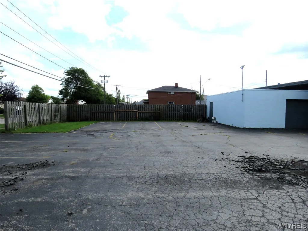803 Niagara Falls Boulevard, Amherst, New York 142, Amherst, New York 14226, ,Commercial Sale,Closed,803 Niagara Falls Boulevard, Amherst, New York 142,0,B1497022