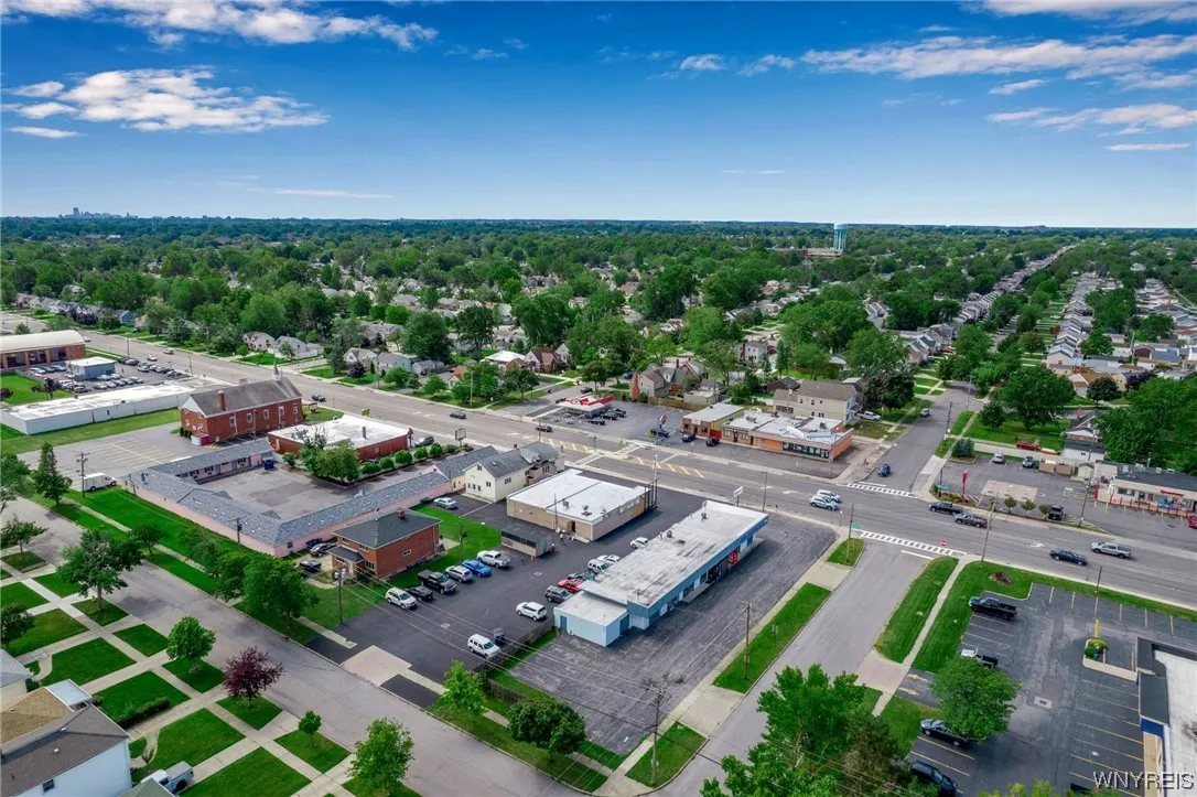 803 Niagara Falls Boulevard, Amherst, New York 142, Amherst, New York 14226, ,Commercial Sale,Closed,803 Niagara Falls Boulevard, Amherst, New York 142,0,B1497022