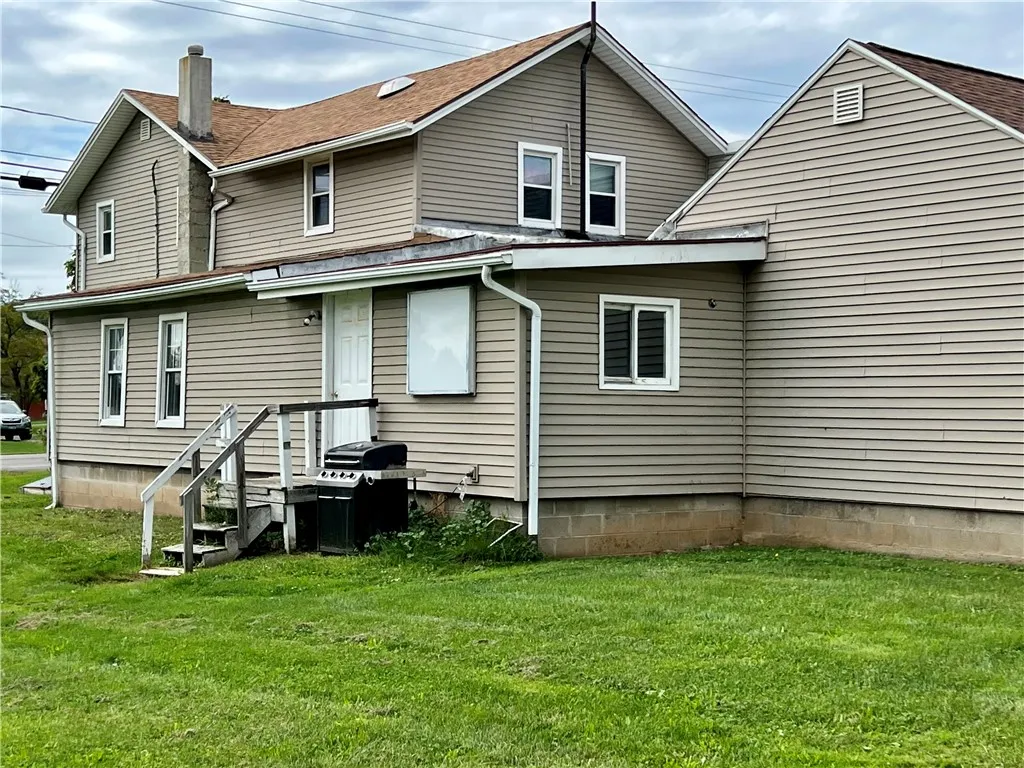 444 North Avenue, Parma, New York 14468, Parma, New York 14468, 6 Rooms Rooms,Commercial Sale,For Sale,444 North Avenue, Parma, New York 14468,0,R1497387