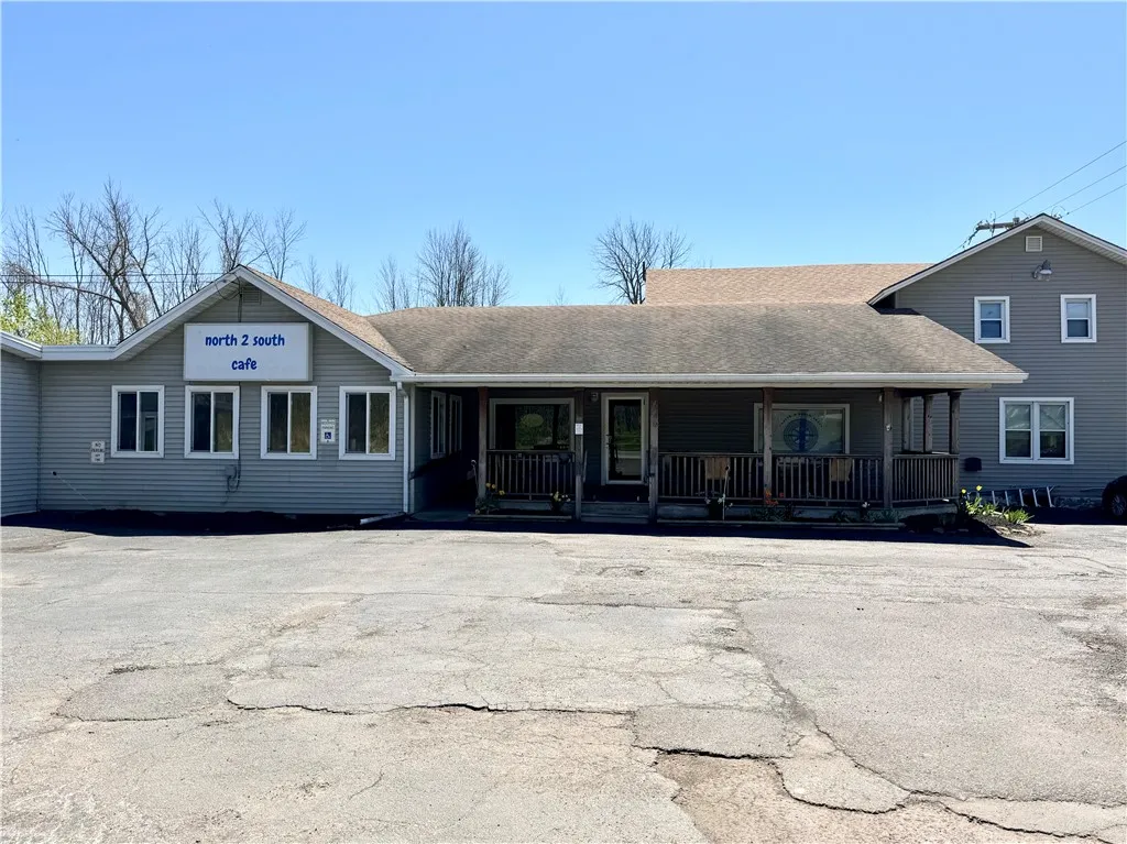444 North Avenue, Parma, New York 14468, Parma, New York 14468, 6 Rooms Rooms,Commercial Sale,For Sale,444 North Avenue, Parma, New York 14468,0,R1497387