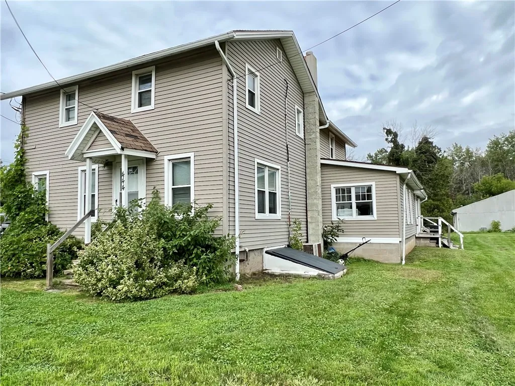 444 North Avenue, Parma, New York 14468, Parma, New York 14468, 6 Rooms Rooms,Commercial Sale,For Sale,444 North Avenue, Parma, New York 14468,0,R1497387