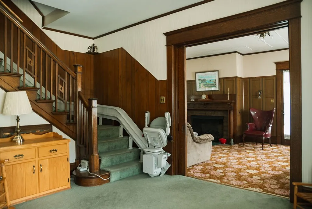 3 East Main Street, Hamilton, Pennsylvania 16333, Hamilton, Pennsylvania 16333, 6 Bedrooms Bedrooms, 11 Rooms Rooms,2 BathroomsBathrooms,Residential,Closed,3 East Main Street, Hamilton, Pennsylvania 16333,0,R1499449