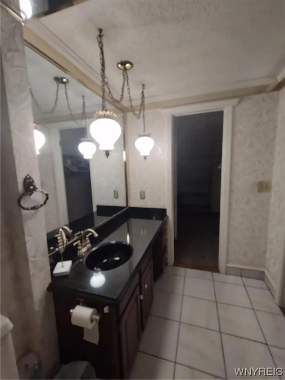 40 Freedom Drive, West Seneca, New York 14224, West Seneca, New York 14224, 3 Bedrooms Bedrooms, 6 Rooms Rooms,4 BathroomsBathrooms,Residential,Closed,40 Freedom Drive, West Seneca, New York 14224,0,B1502836