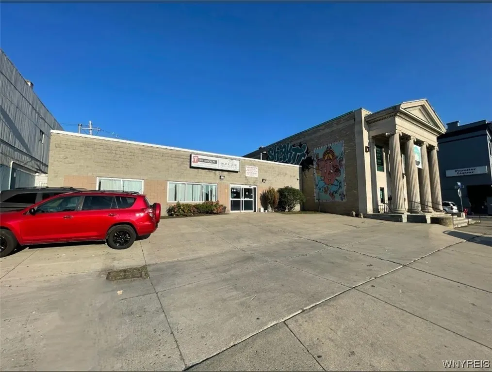 135 Grant Street, Buffalo, New York 14213, Buffalo, New York 14213, ,Commercial Sale,For Sale,135 Grant Street, Buffalo, New York 14213,B1504056