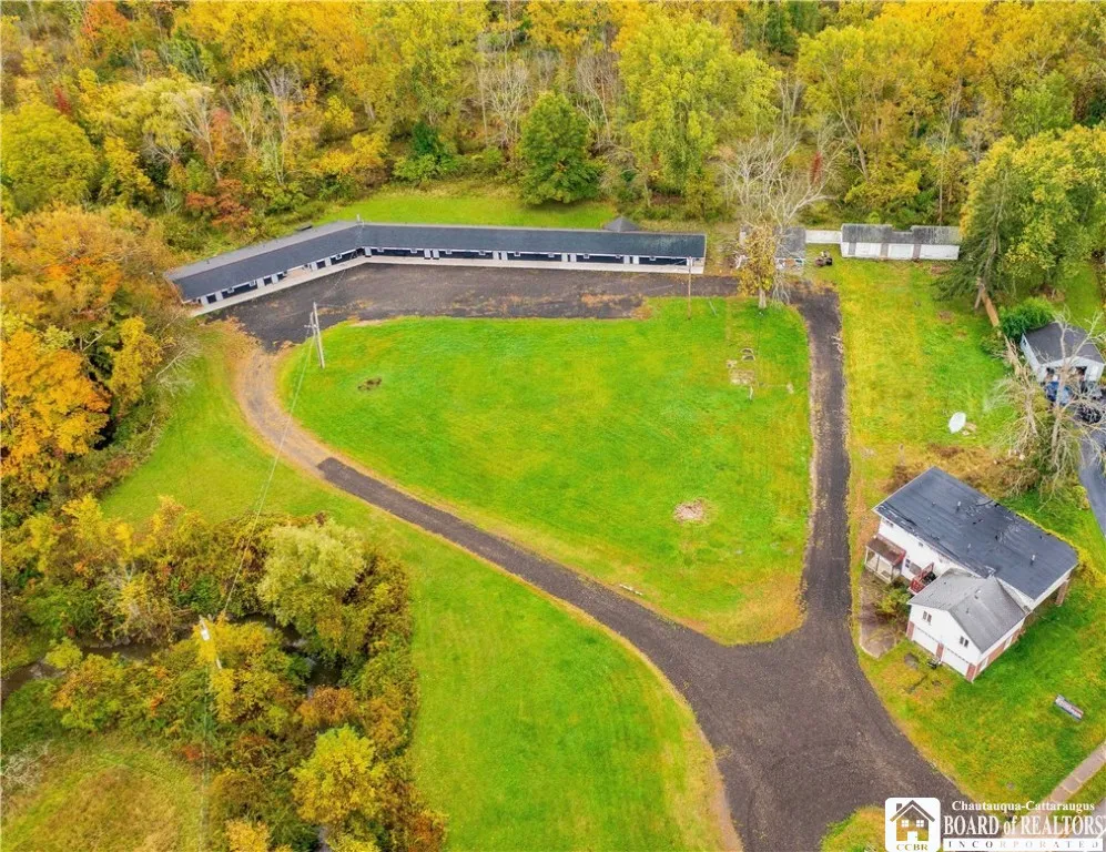 363 Lake Shore Drive West, Dunkirk-city, New York, Dunkirk, New York 14048, 16 Rooms Rooms,Commercial Sale,Closed,363 Lake Shore Drive West, Dunkirk-city, New York ,0,R1504612