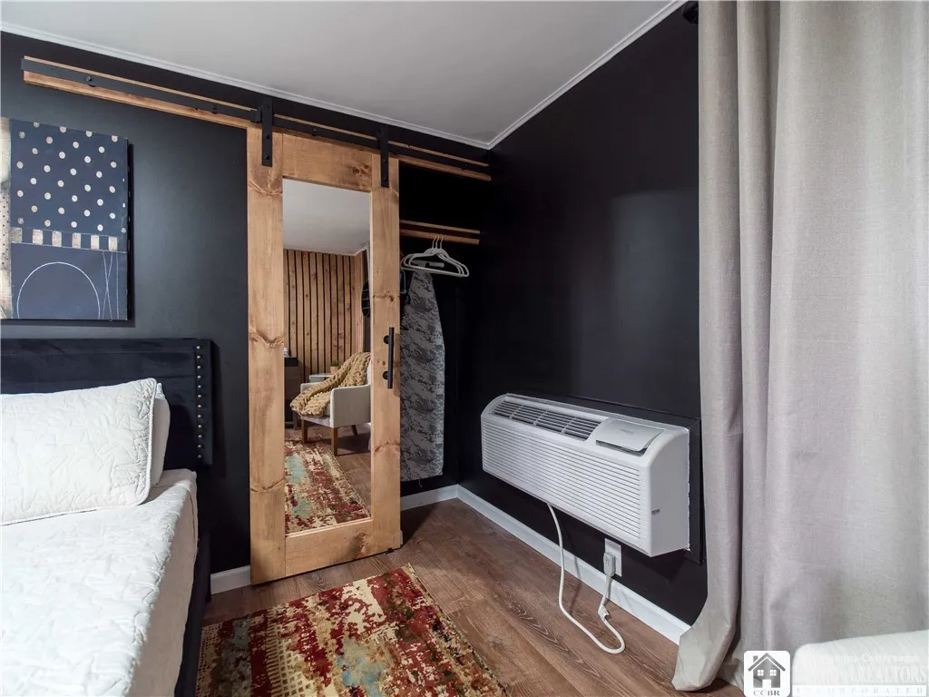 363 Lake Shore Drive West, Dunkirk-city, New York, Dunkirk, New York 14048, 16 Rooms Rooms,Commercial Sale,Closed,363 Lake Shore Drive West, Dunkirk-city, New York ,0,R1504612