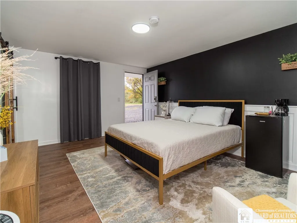 363 Lake Shore Drive West, Dunkirk-city, New York, Dunkirk, New York 14048, 16 Rooms Rooms,Commercial Sale,Closed,363 Lake Shore Drive West, Dunkirk-city, New York ,0,R1504612