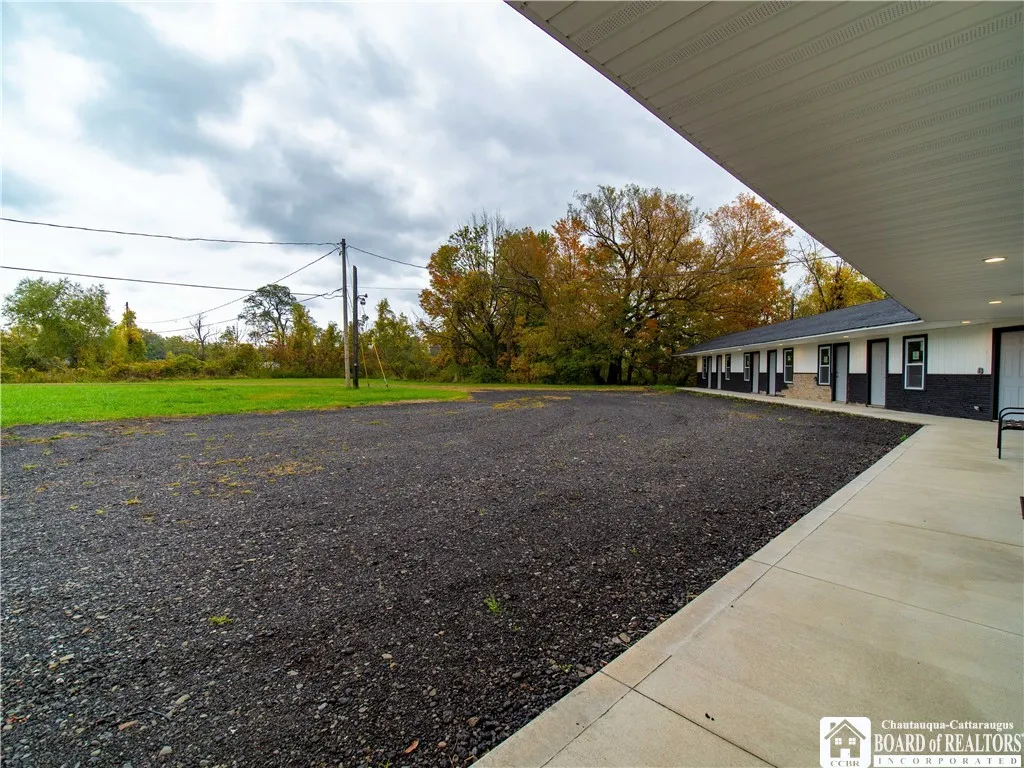 363 Lake Shore Drive West, Dunkirk-city, New York, Dunkirk, New York 14048, 16 Rooms Rooms,Commercial Sale,Closed,363 Lake Shore Drive West, Dunkirk-city, New York ,0,R1504612