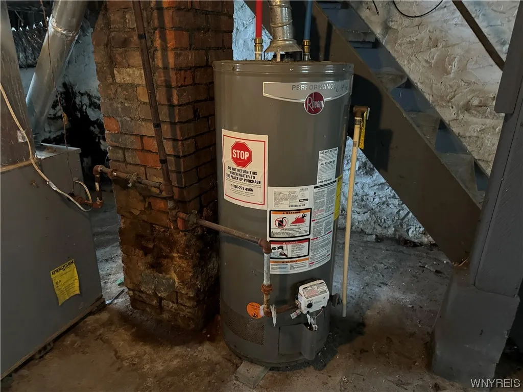 92 Briscoe Avenue, Buffalo, New York 14211, Buffalo, New York 14211, 2 Bedrooms Bedrooms, 8 Rooms Rooms,1 BathroomBathrooms,Residential,Closed,92 Briscoe Avenue, Buffalo, New York 14211,0,B1506914