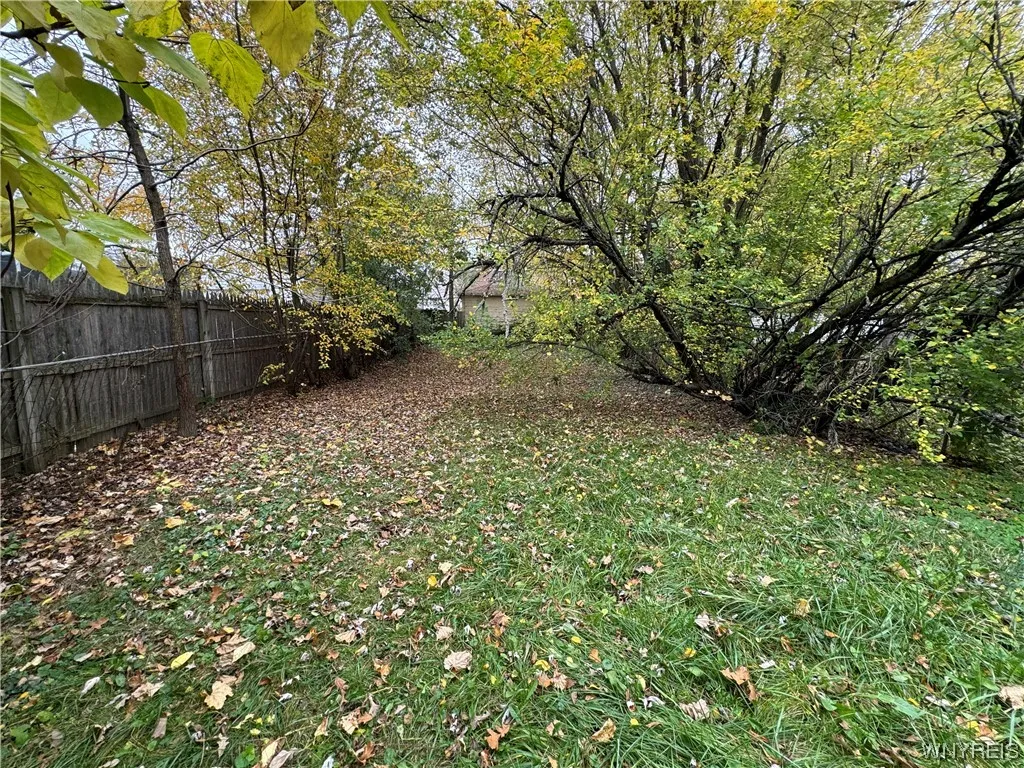92 Briscoe Avenue, Buffalo, New York 14211, Buffalo, New York 14211, 2 Bedrooms Bedrooms, 8 Rooms Rooms,1 BathroomBathrooms,Residential,Closed,92 Briscoe Avenue, Buffalo, New York 14211,0,B1506914