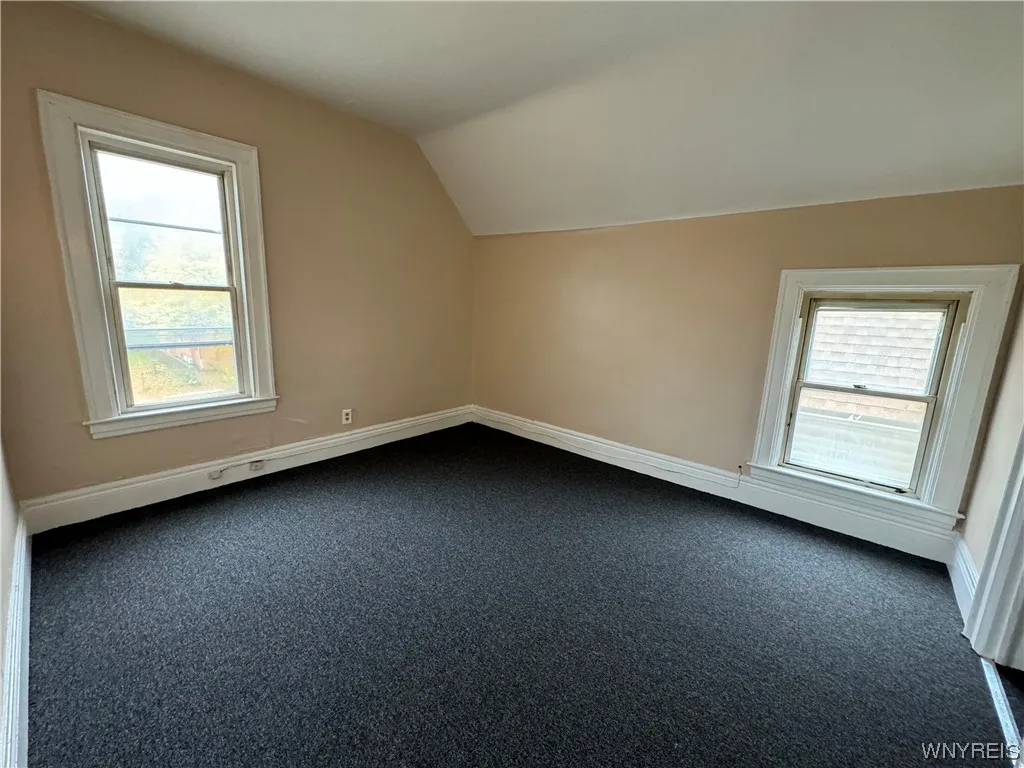 92 Briscoe Avenue, Buffalo, New York 14211, Buffalo, New York 14211, 2 Bedrooms Bedrooms, 8 Rooms Rooms,1 BathroomBathrooms,Residential,Closed,92 Briscoe Avenue, Buffalo, New York 14211,0,B1506914