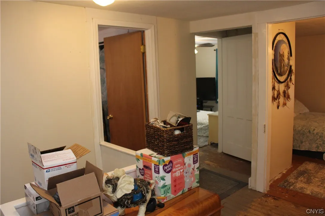 4972 State Route 31, Clay, New York 13041, Clay, New York 13041, 3 Bedrooms Bedrooms, 7 Rooms Rooms,1 BathroomBathrooms,Residential,For Sale,4972 State Route 31, Clay, New York 13041,0,S1507630