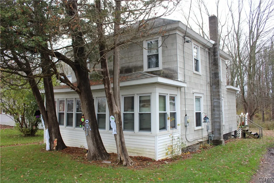 4972 State Route 31, Clay, New York 13041, Clay, New York 13041, 3 Bedrooms Bedrooms, 7 Rooms Rooms,1 BathroomBathrooms,Residential,For Sale,4972 State Route 31, Clay, New York 13041,0,S1507630