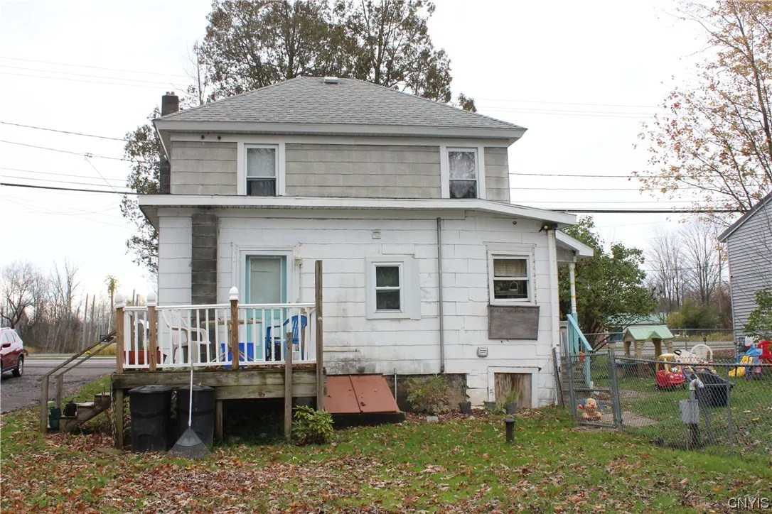 4972 State Route 31, Clay, New York 13041, Clay, New York 13041, 3 Bedrooms Bedrooms, 7 Rooms Rooms,1 BathroomBathrooms,Residential,For Sale,4972 State Route 31, Clay, New York 13041,0,S1507630