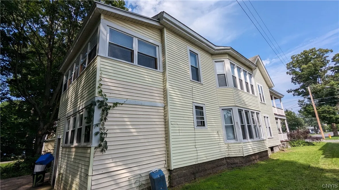 12 Woodruff Street, Cortland, New York 13045, Cortland, New York 13045, 8 Bedrooms Bedrooms, ,3 BathroomsBathrooms,Residential,Closed,12 Woodruff Street, Cortland, New York 13045,0,S1506818