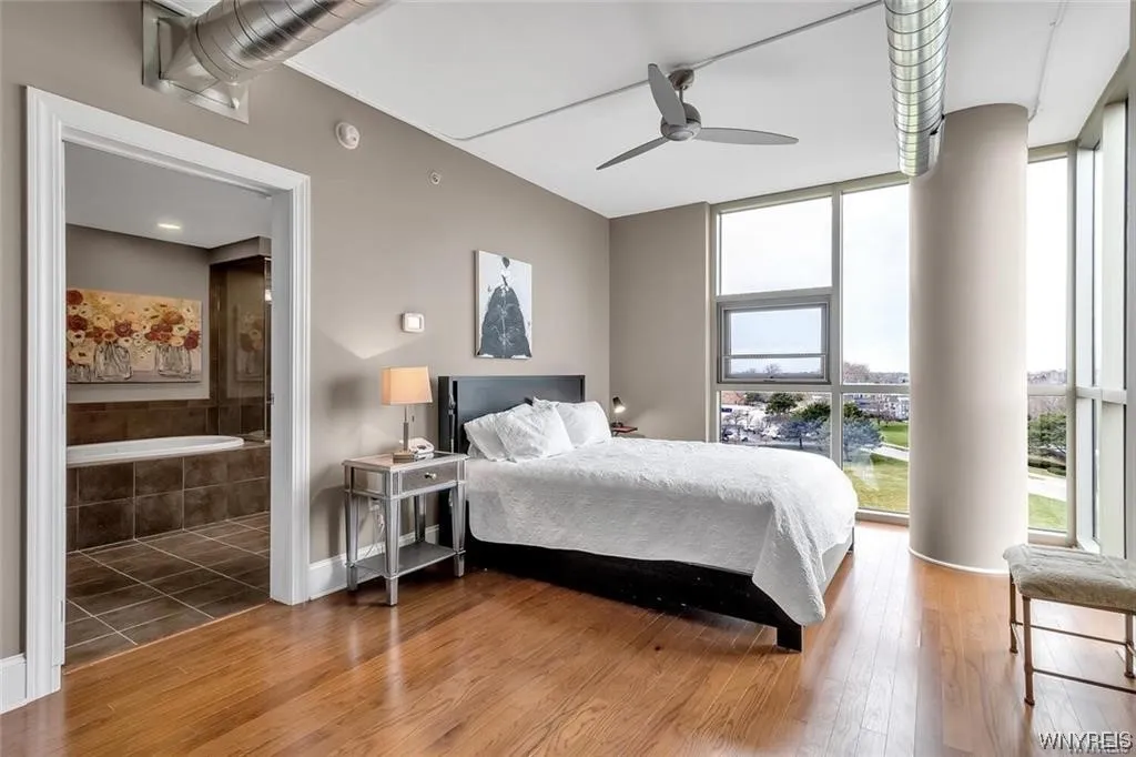 132 Lakefront Boulevard 405, Buffalo, New York 142, Buffalo, New York 14202, 2 Bedrooms Bedrooms, 4 Rooms Rooms,2 BathroomsBathrooms,Residential,Closed,132 Lakefront Boulevard 405, Buffalo, New York 142,0,B1509270