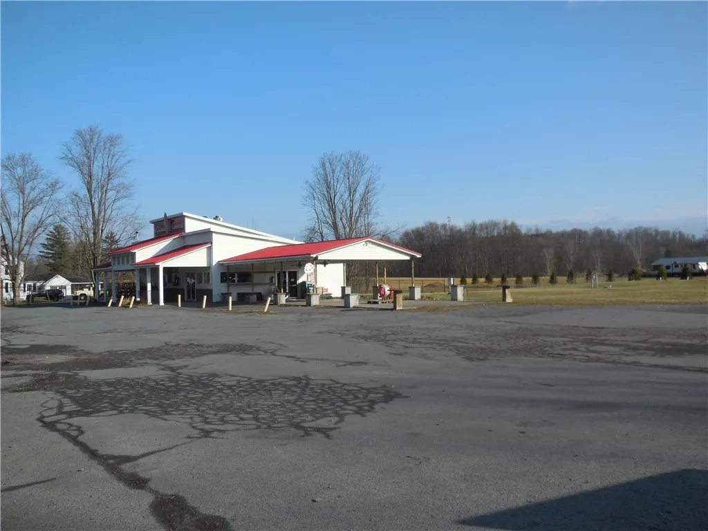 7342 State Street Road, Throop, New York 13021, Throop, New York 13021, ,Commercial Sale,For Sale,7342 State Street Road, Throop, New York 13021,0,R1511794
