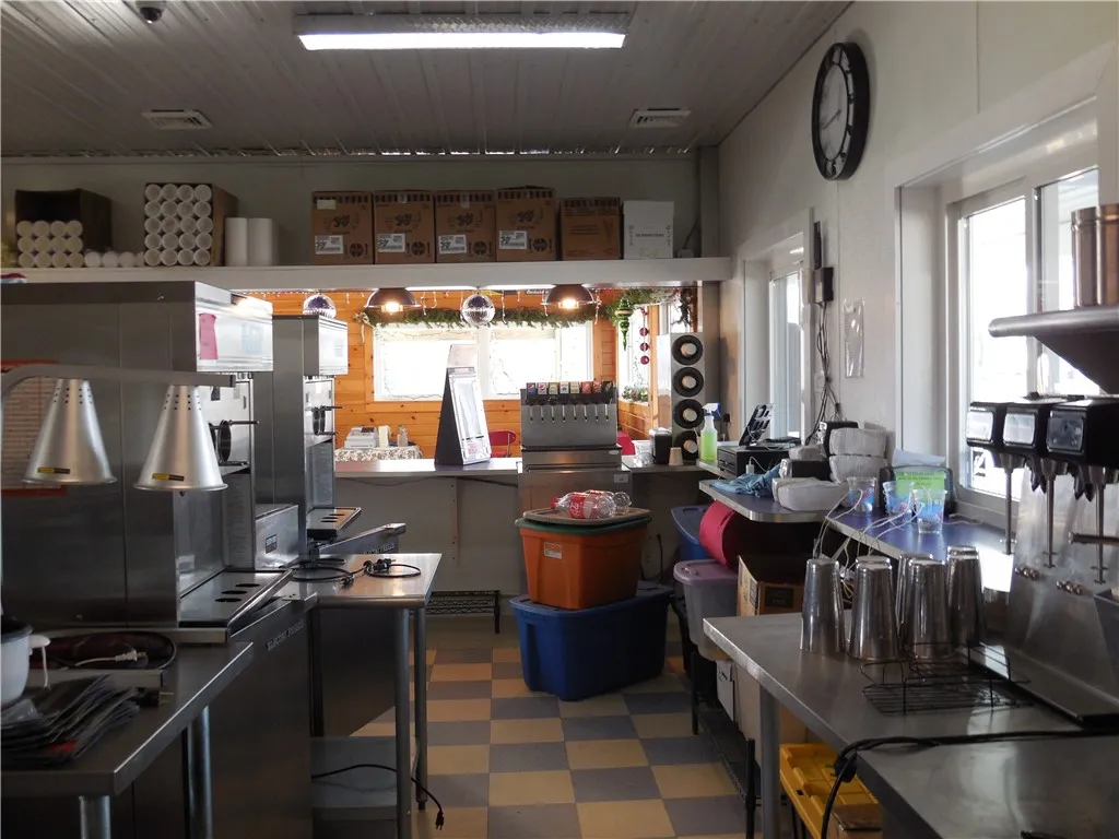 7342 State Street Road, Throop, New York 13021, Throop, New York 13021, ,Commercial Sale,For Sale,7342 State Street Road, Throop, New York 13021,0,R1511794