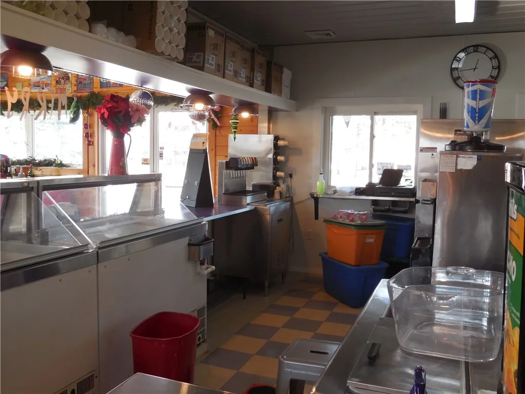 7342 State Street Road, Throop, New York 13021, Throop, New York 13021, ,Commercial Sale,For Sale,7342 State Street Road, Throop, New York 13021,0,R1511794