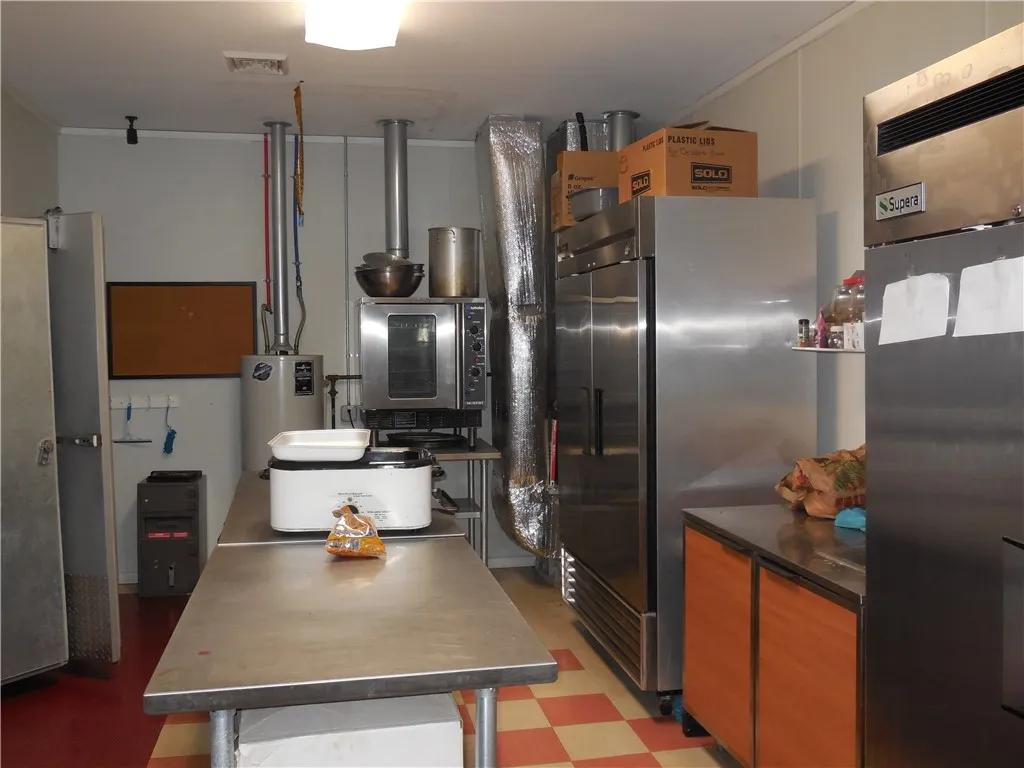 7342 State Street Road, Throop, New York 13021, Throop, New York 13021, ,Commercial Sale,For Sale,7342 State Street Road, Throop, New York 13021,0,R1511794
