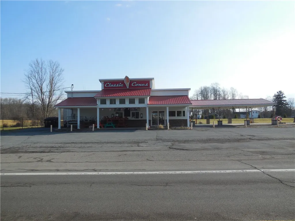 7342 State Street Road, Throop, New York 13021, Throop, New York 13021, ,Commercial Sale,For Sale,7342 State Street Road, Throop, New York 13021,0,R1511794