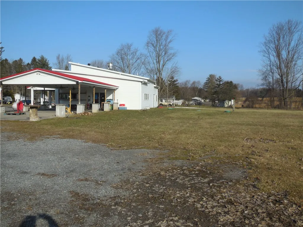 7342 State Street Road, Throop, New York 13021, Throop, New York 13021, ,Commercial Sale,For Sale,7342 State Street Road, Throop, New York 13021,0,R1511794