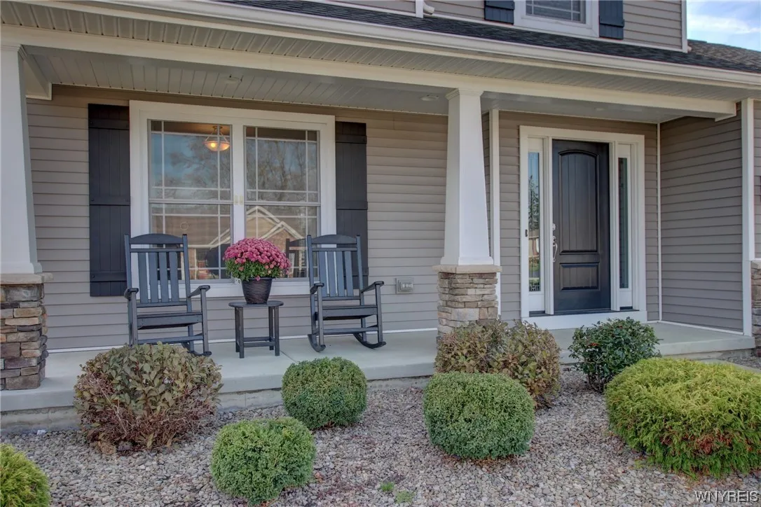 3627 Delilah Lane, Hamburg, New York 14075, Hamburg, New York 14075, 3 Bedrooms Bedrooms, 9 Rooms Rooms,1 BathroomBathrooms,Residential,Closed,3627 Delilah Lane, Hamburg, New York 14075,0,B1513274