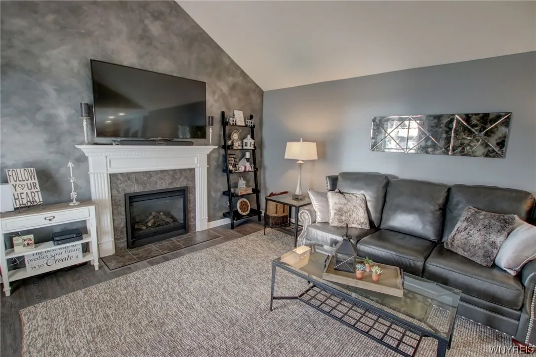3627 Delilah Lane, Hamburg, New York 14075, Hamburg, New York 14075, 3 Bedrooms Bedrooms, 9 Rooms Rooms,1 BathroomBathrooms,Residential,Closed,3627 Delilah Lane, Hamburg, New York 14075,0,B1513274