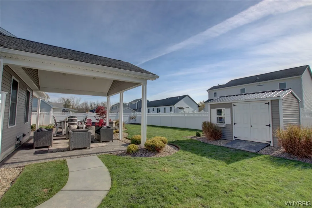 3627 Delilah Lane, Hamburg, New York 14075, Hamburg, New York 14075, 3 Bedrooms Bedrooms, 9 Rooms Rooms,1 BathroomBathrooms,Residential,Closed,3627 Delilah Lane, Hamburg, New York 14075,0,B1513274