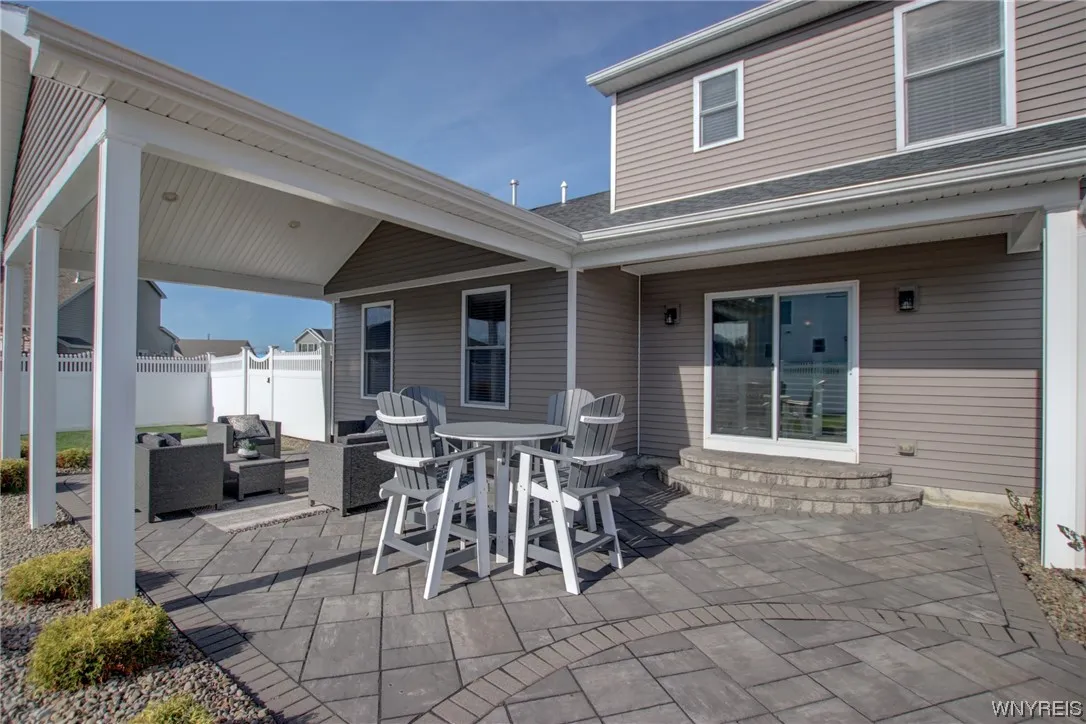 3627 Delilah Lane, Hamburg, New York 14075, Hamburg, New York 14075, 3 Bedrooms Bedrooms, 9 Rooms Rooms,1 BathroomBathrooms,Residential,Closed,3627 Delilah Lane, Hamburg, New York 14075,0,B1513274