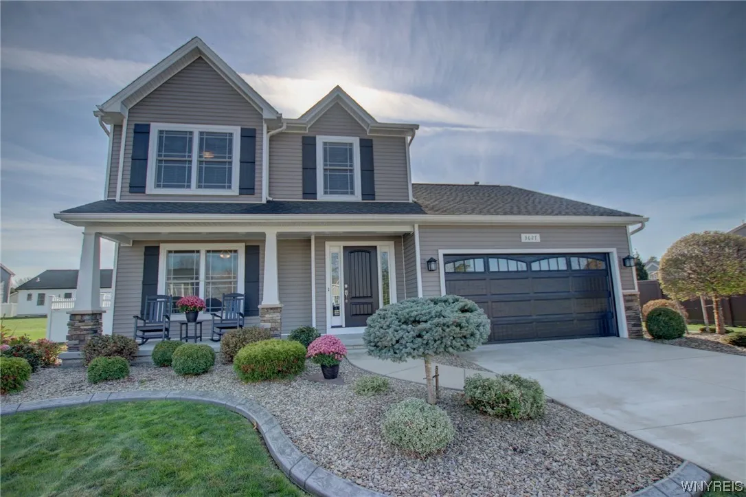 3627 Delilah Lane, Hamburg, New York 14075, Hamburg, New York 14075, 3 Bedrooms Bedrooms, 9 Rooms Rooms,1 BathroomBathrooms,Residential,Closed,3627 Delilah Lane, Hamburg, New York 14075,0,B1513274