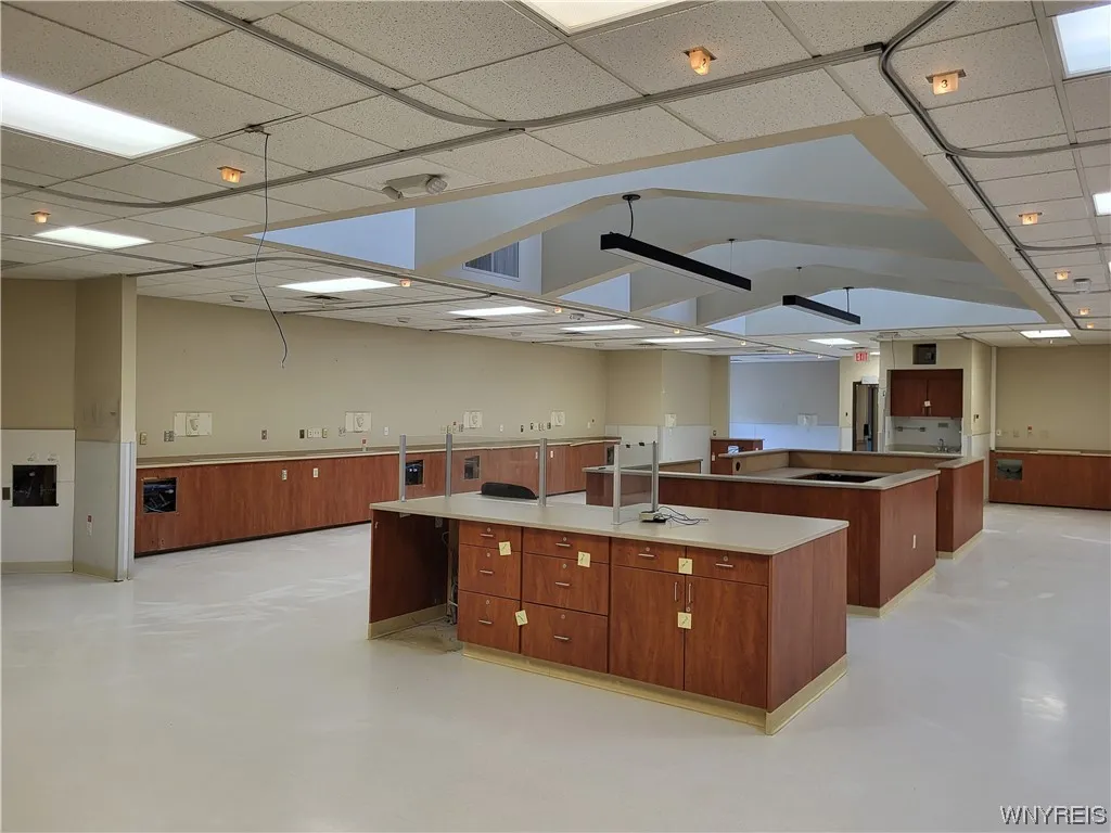 3018 Military Road, Niagara, New York 14304, Niagara, New York 14304, ,Commercial Lease,For Rent,3018 Military Road, Niagara, New York 14304,0,B1513876